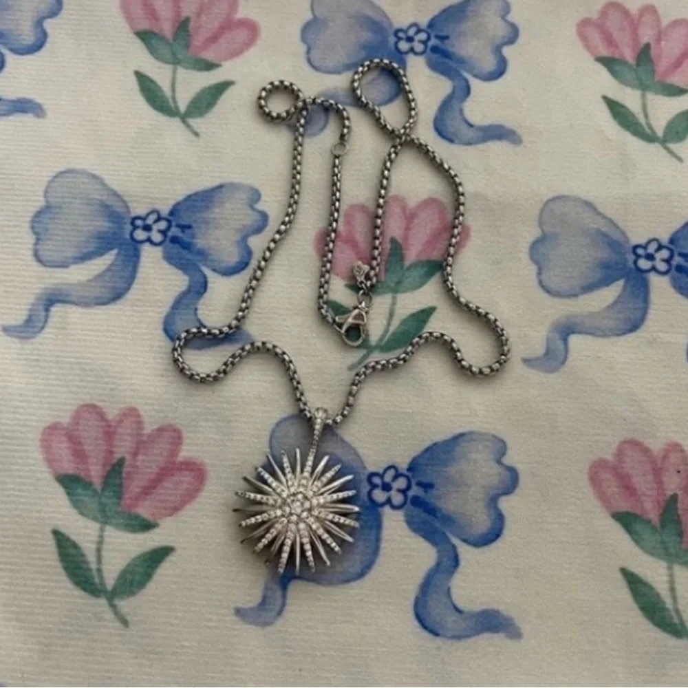 David Yurman Silver Starburst Necklace - Picture 2 of 6